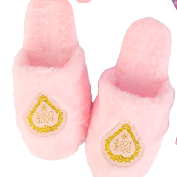 BRIDGERTON SPA GIFT SET TRUE LOVE THEME - Picture 3 of 8